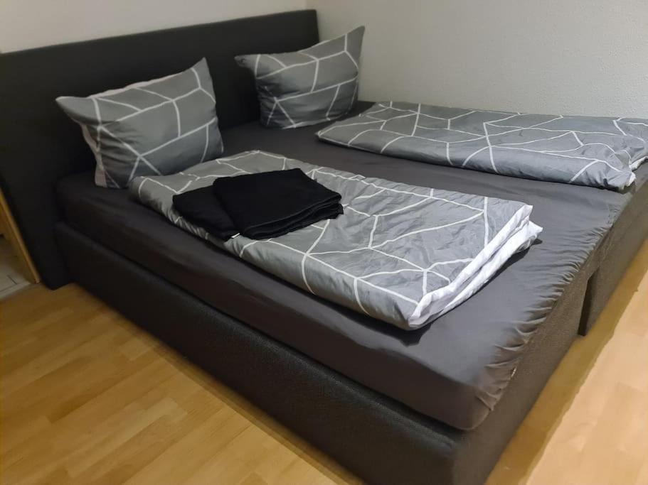 Luftiges Apartment Im Herzen Von Drážďany Exteriér fotografie