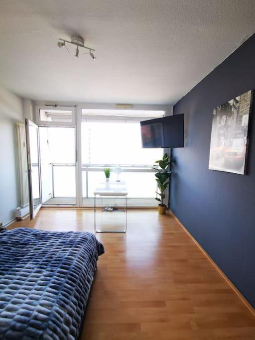Luftiges Apartment Im Herzen Von Drážďany Exteriér fotografie